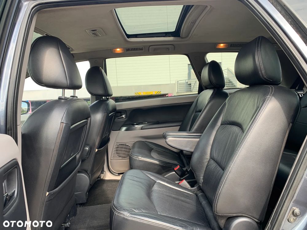 Mitsubishi Grandis 2.0 DID Intense - 4