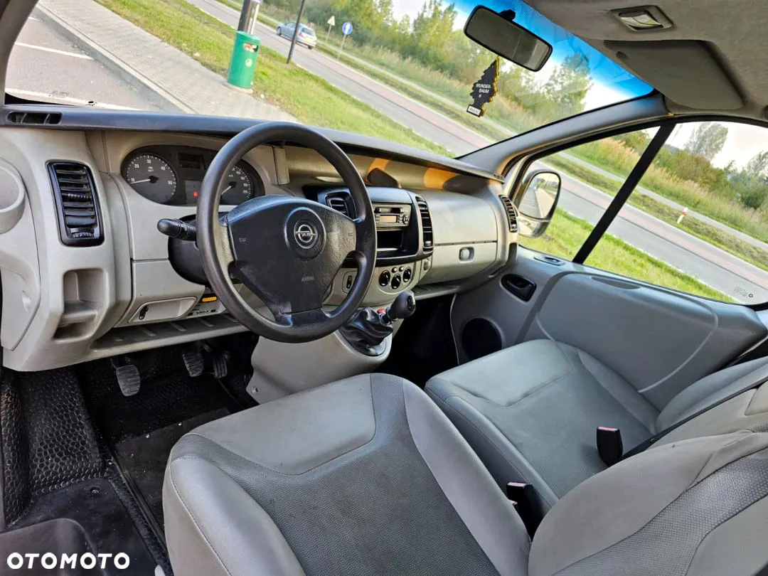 Opel Vivaro 2.5 CDTI L1H1 Tour - 21