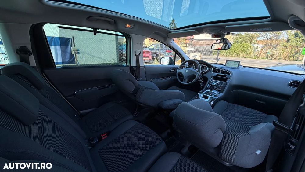 Peugeot 5008 e-HDI FAP 115 EGS6 Stop&Start Business-Line - 12