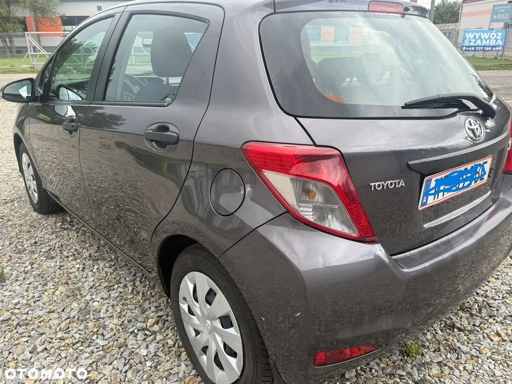 Toyota Yaris 1.33 VVT-i Trend - 4