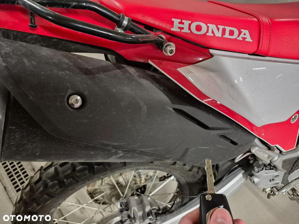 Honda CRF - 7
