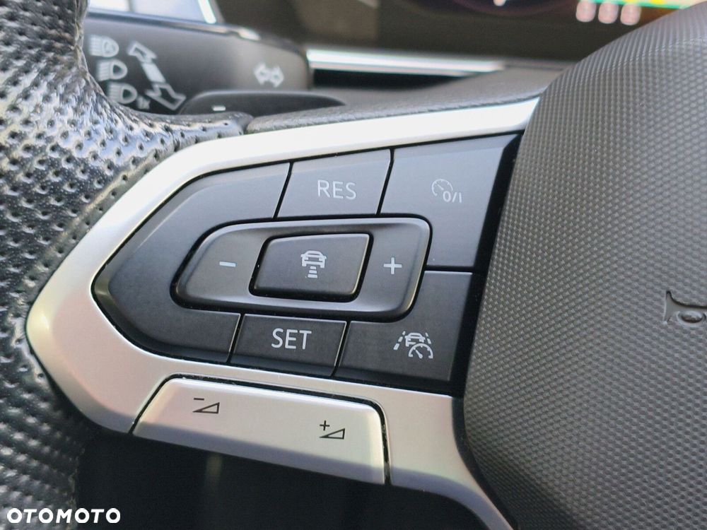 Volkswagen Passat Alltrack - 28
