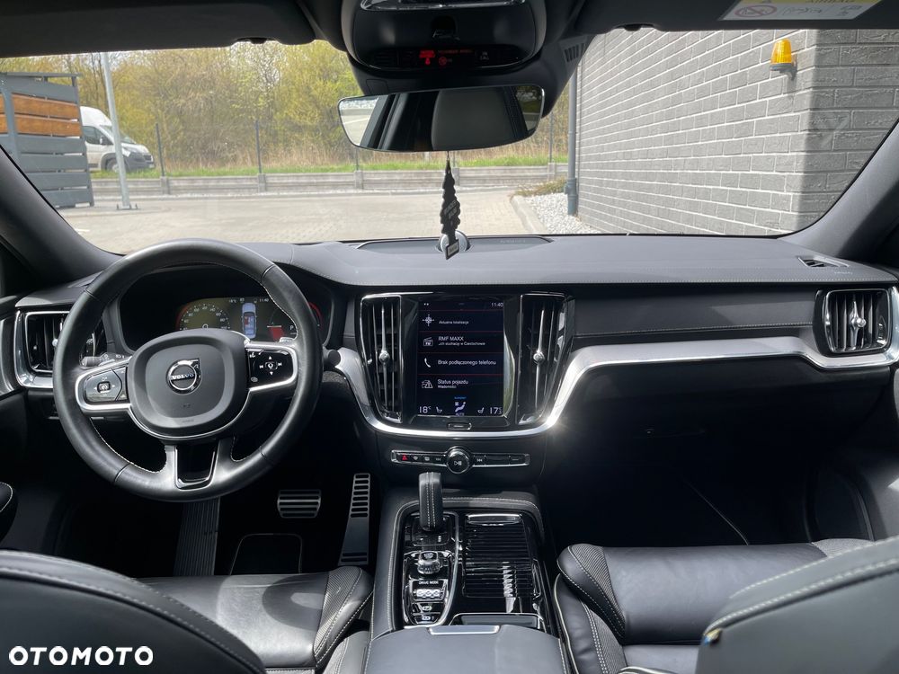 Volvo S60 T8 Recharge AWD Polestar Engineered - 8