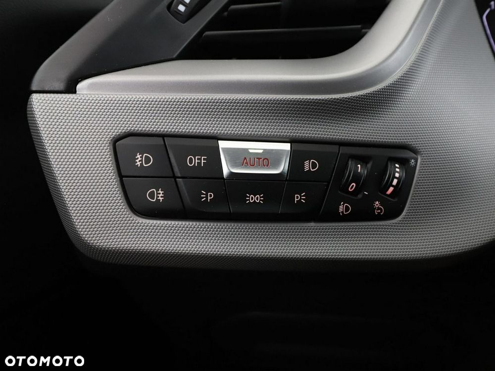 BMW Seria 1 118d Advantage - 32