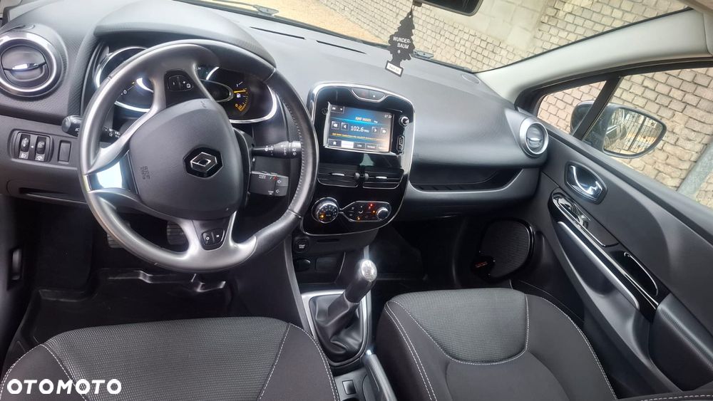 Renault Clio 1.2 16V 75 LIMITED - 3
