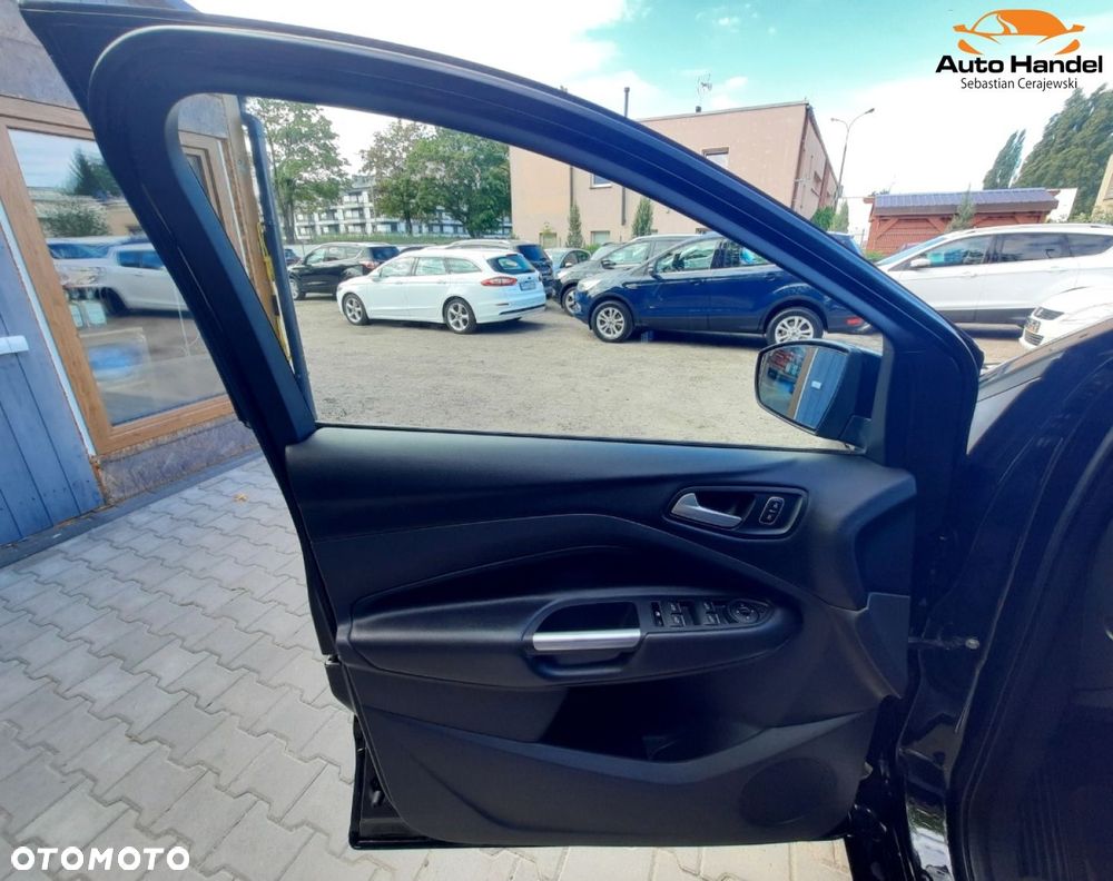 Ford Kuga 1.5 EcoBoost 2x4 ST-Line - 29