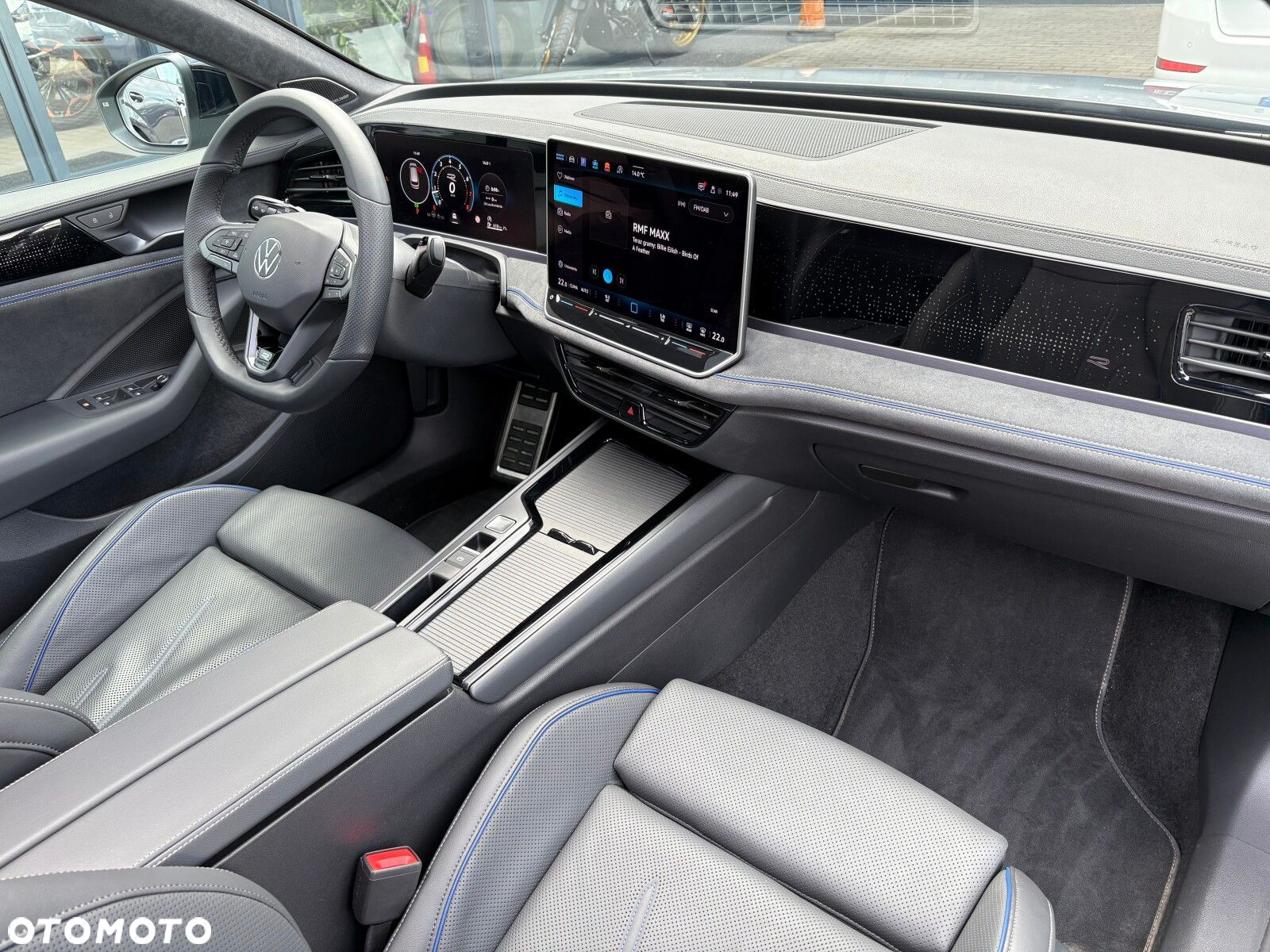 Volkswagen Passat - 17
