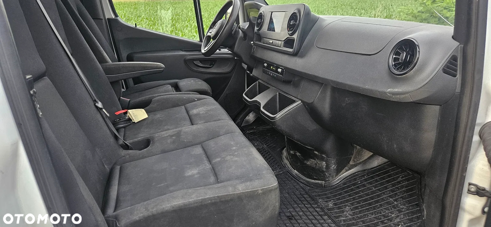 Mercedes-Benz Sprinter - 10