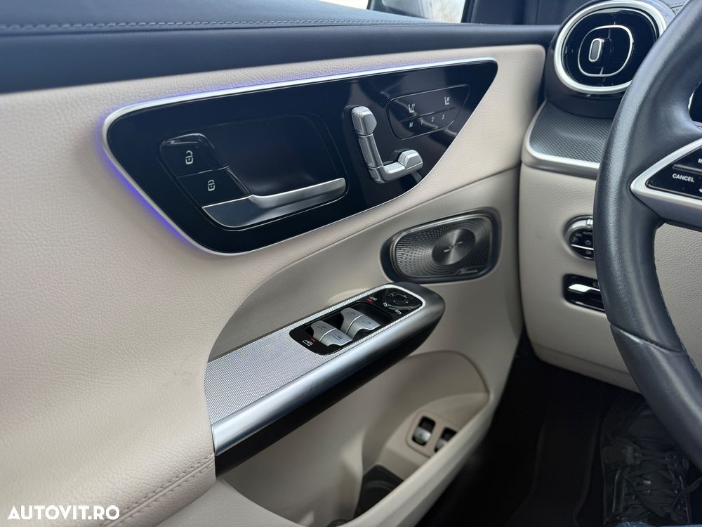 Mercedes-Benz GLC - 11