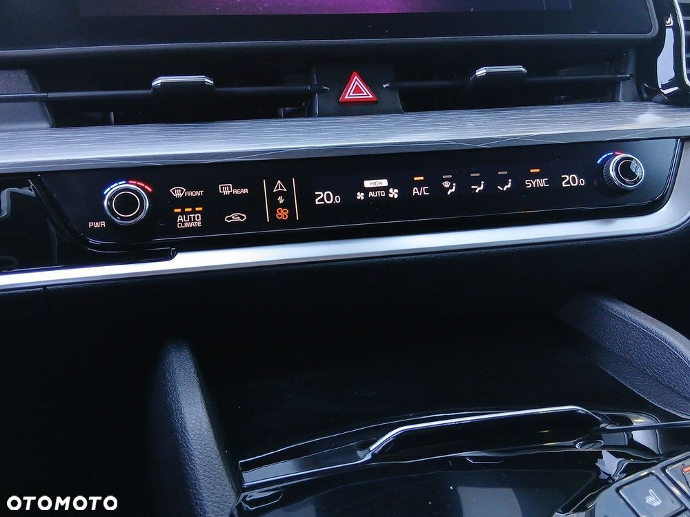 Kia Sportage 1.6 T-GDI L 2WD DCT - 24