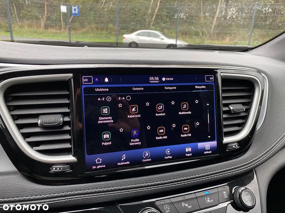 Chrysler Pacifica - 24