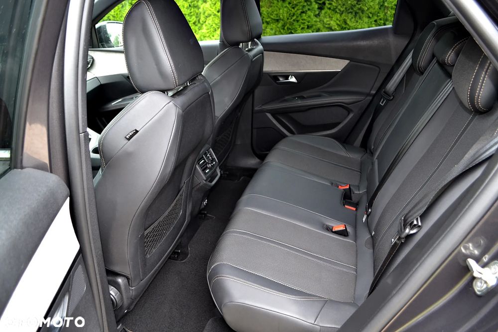 Peugeot 3008 1.5 BlueHDi GT S&S EAT8 - 18