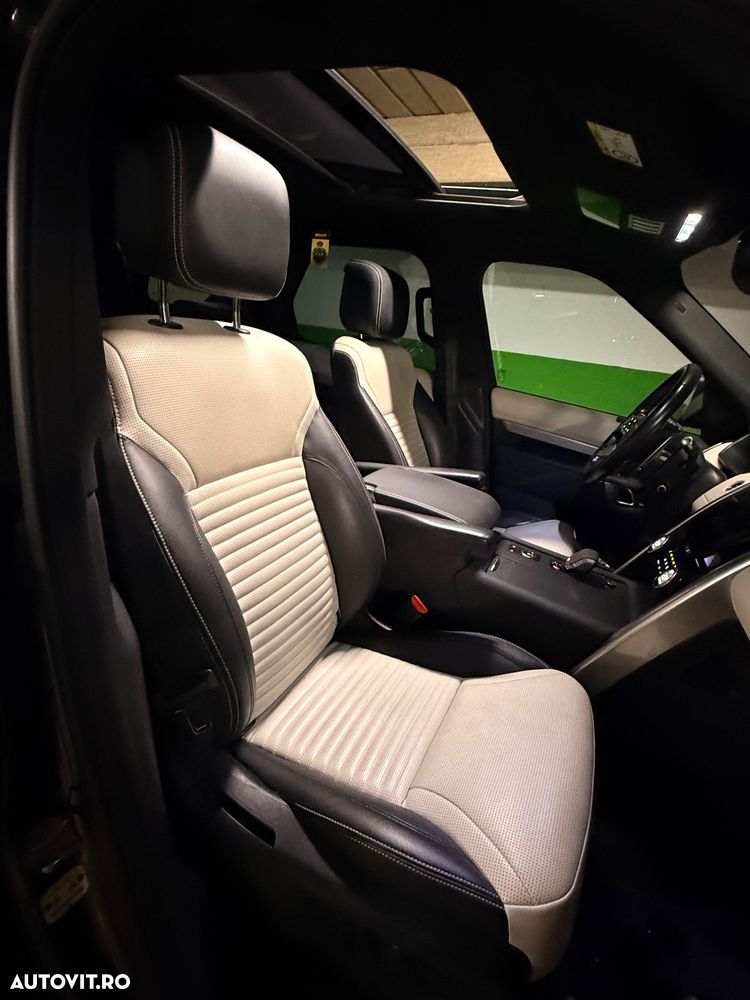Land Rover Discovery 3.0D 250 MHEV R-Dynamic SE - 5