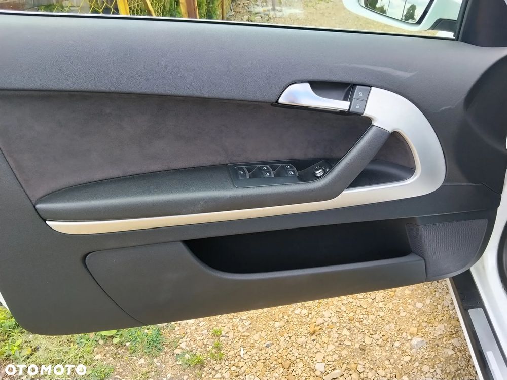 Audi A3 Cabrio 2.0 TDI DPF S Line Sportpaket (plus) - 12