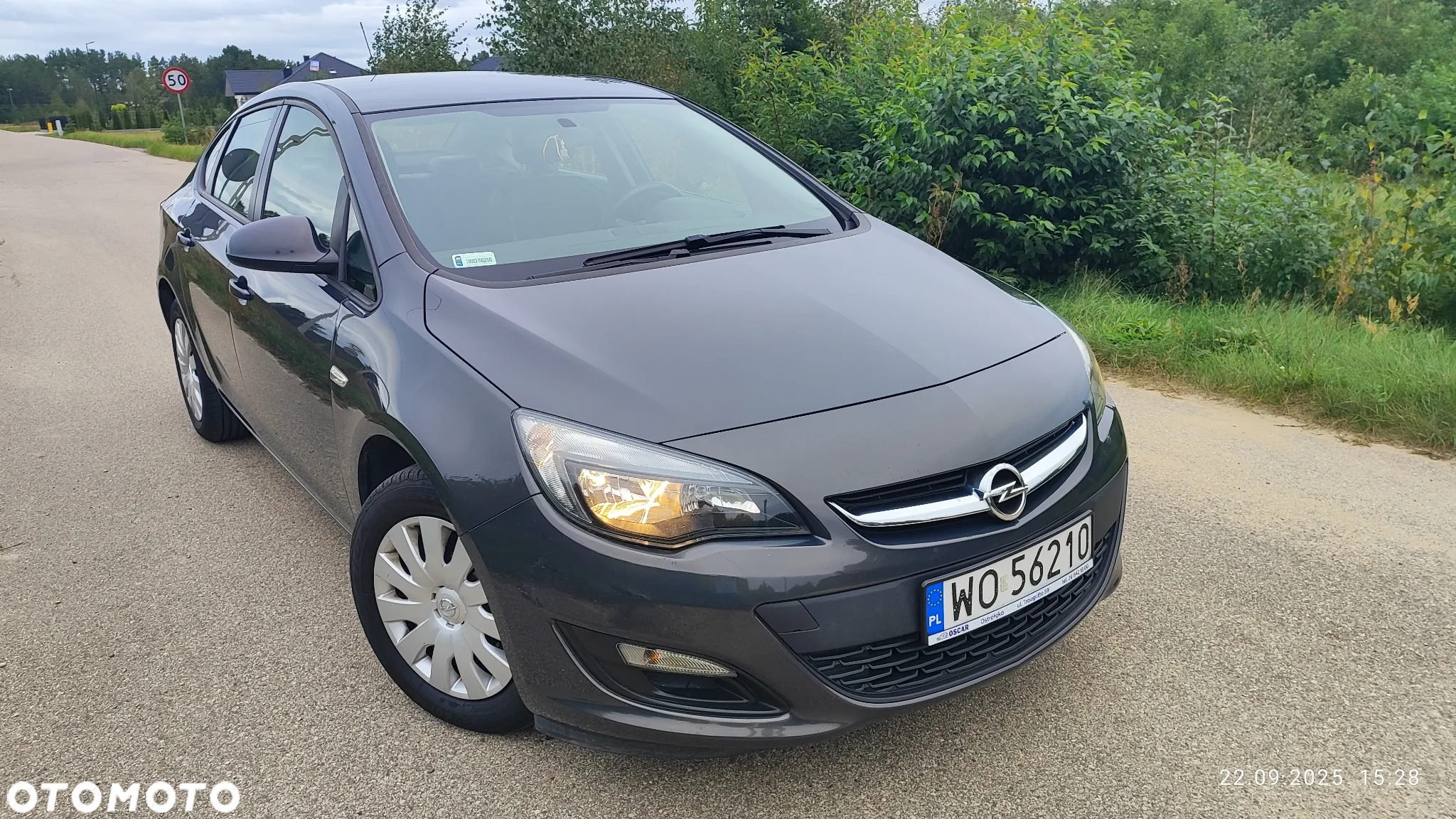 Opel Astra IV 1.4 T Active EU6 - 4