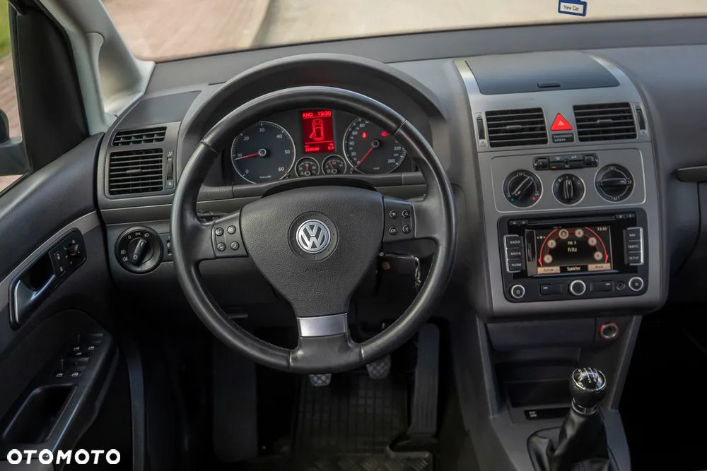 Volkswagen Touran 1.9 TDI DPF Freestyle - 22