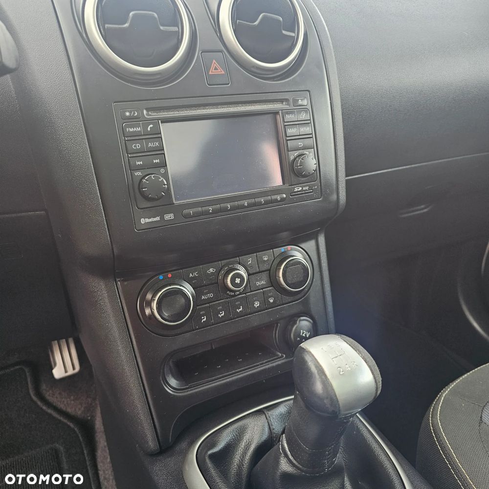 Nissan Qashqai - 13