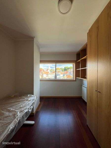 T2 flat for rent in Rua de Faria Guimarães - Grande imagem: 3/12