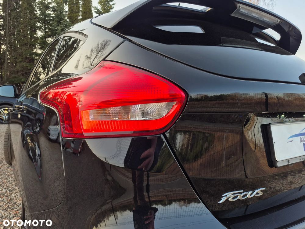 Ford Focus 1.5 EcoBoost STart-Stopp-System ST-LINE - 17