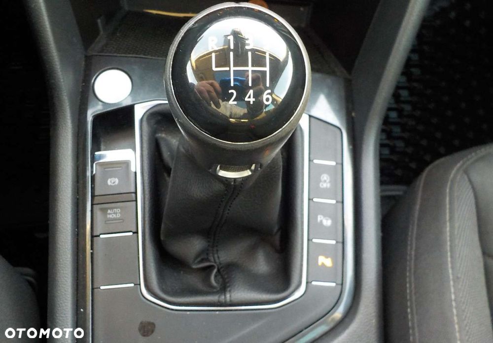 Volkswagen Tiguan - 33