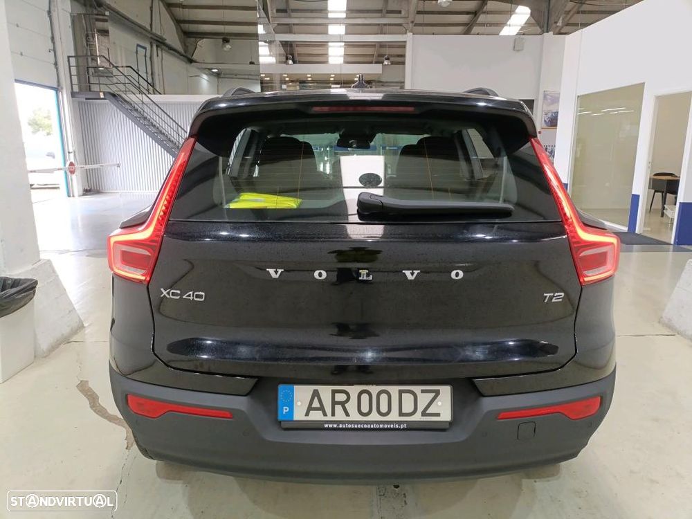 Volvo XC 40 1.5 T2 Momentum Core - 7