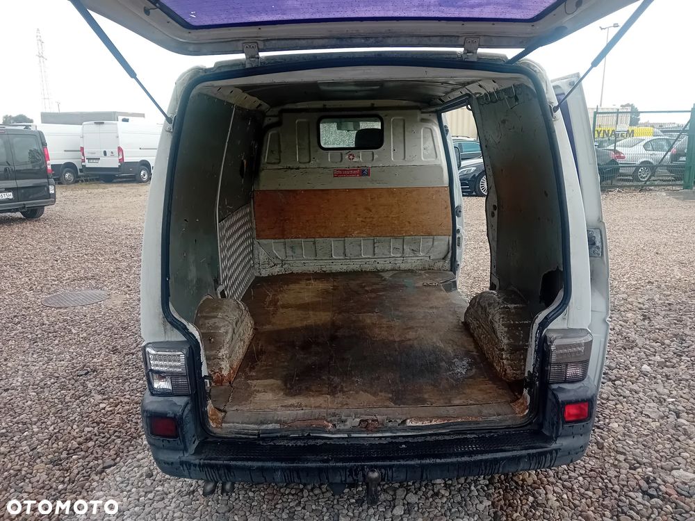 Volkswagen Transporter - 10
