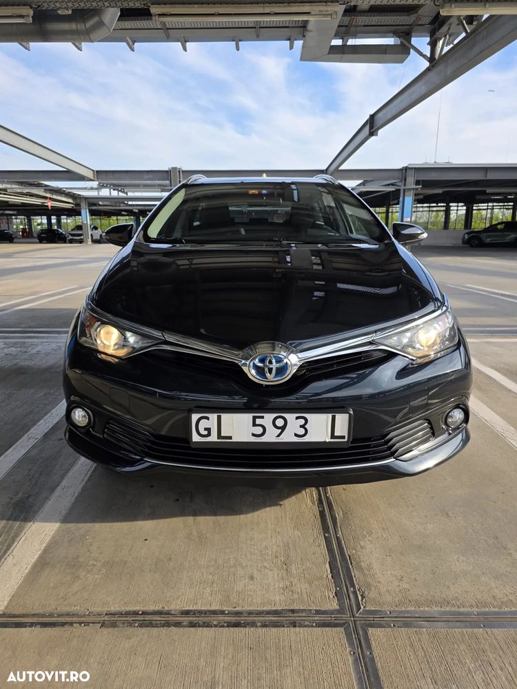 Toyota Auris - 4