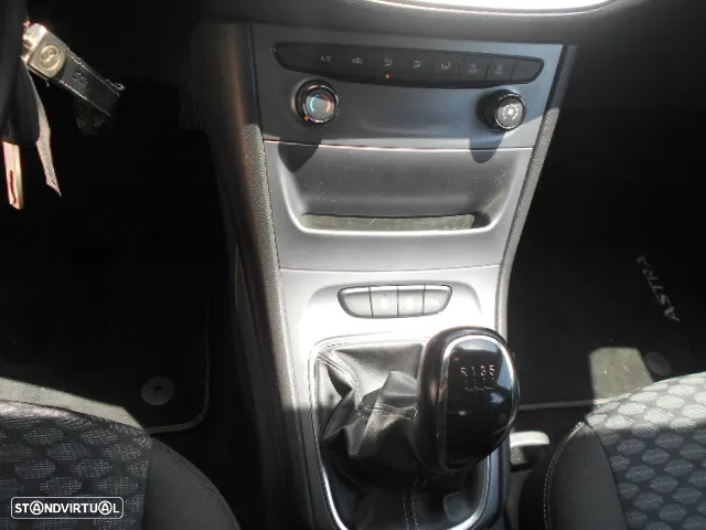 Opel Astra 1.6 CDTI Business Edition S/S - 9