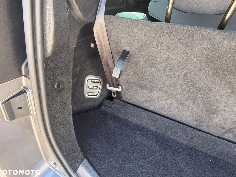 Renault Scenic ENERGY TCe 140 LIMITED - 16