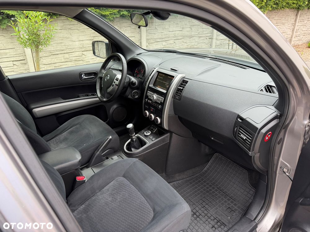 Nissan X-Trail 2.0 dCi 4x4 DPF Platinum - 12