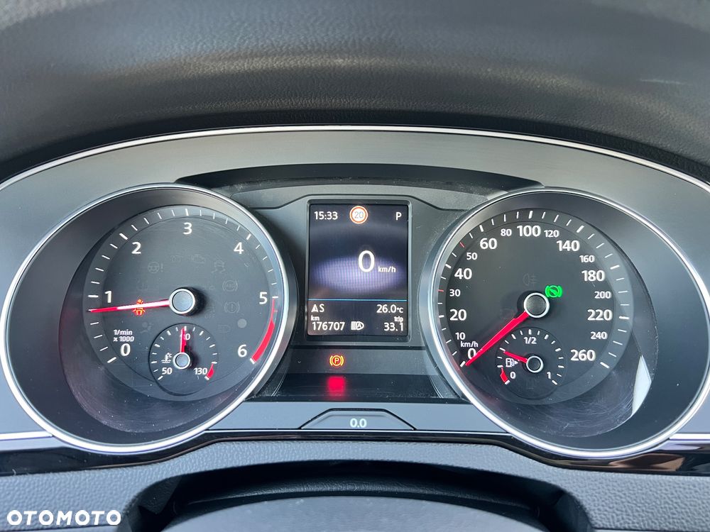 Volkswagen Passat 2.0 TDI EVO Elegance DSG - 19