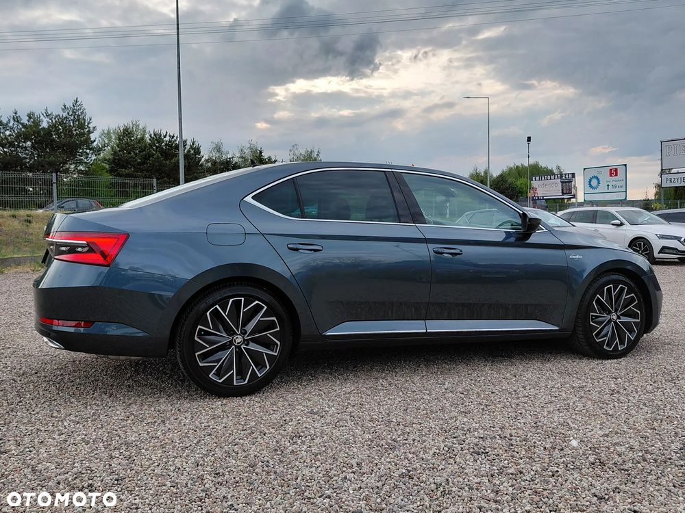 Skoda Superb 2.0 TSI L&K DSG - 4