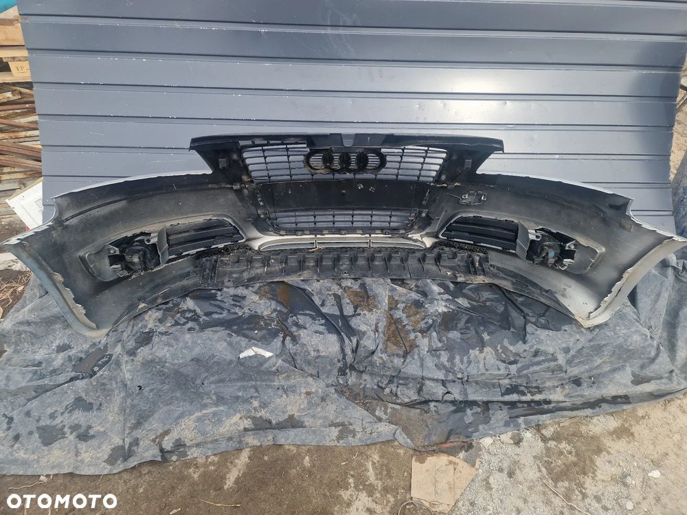 19/ zderzak przedni audi A3 8P0 - 6