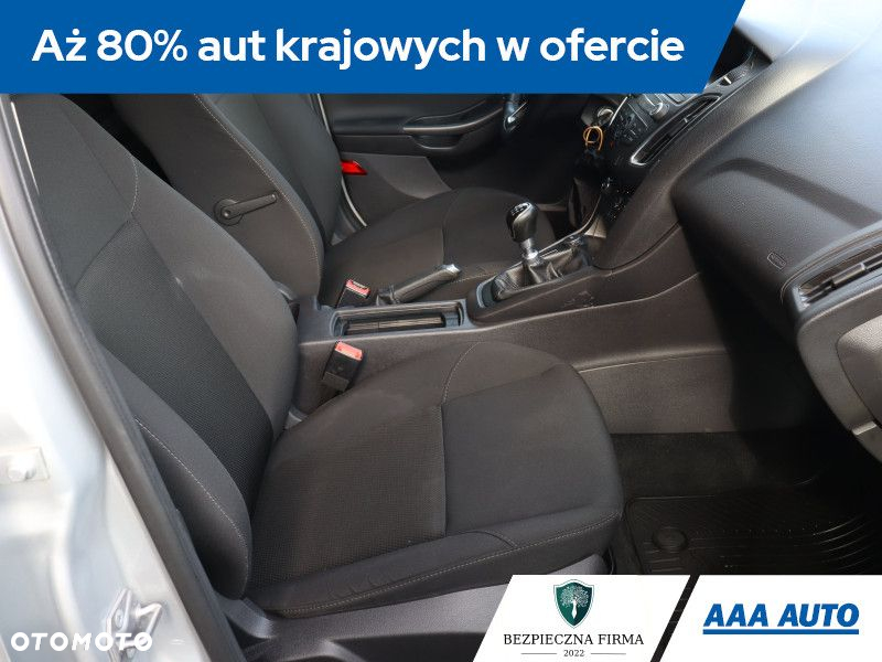 Ford Focus - 10
