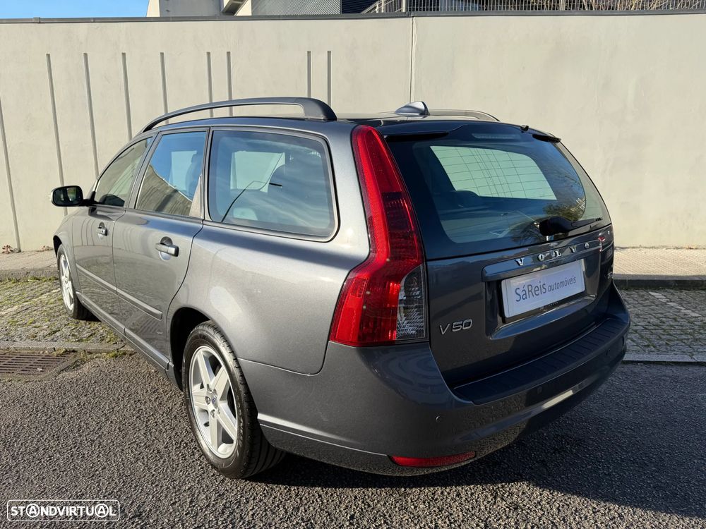 Volvo V50 1.6 D Momentum - 4