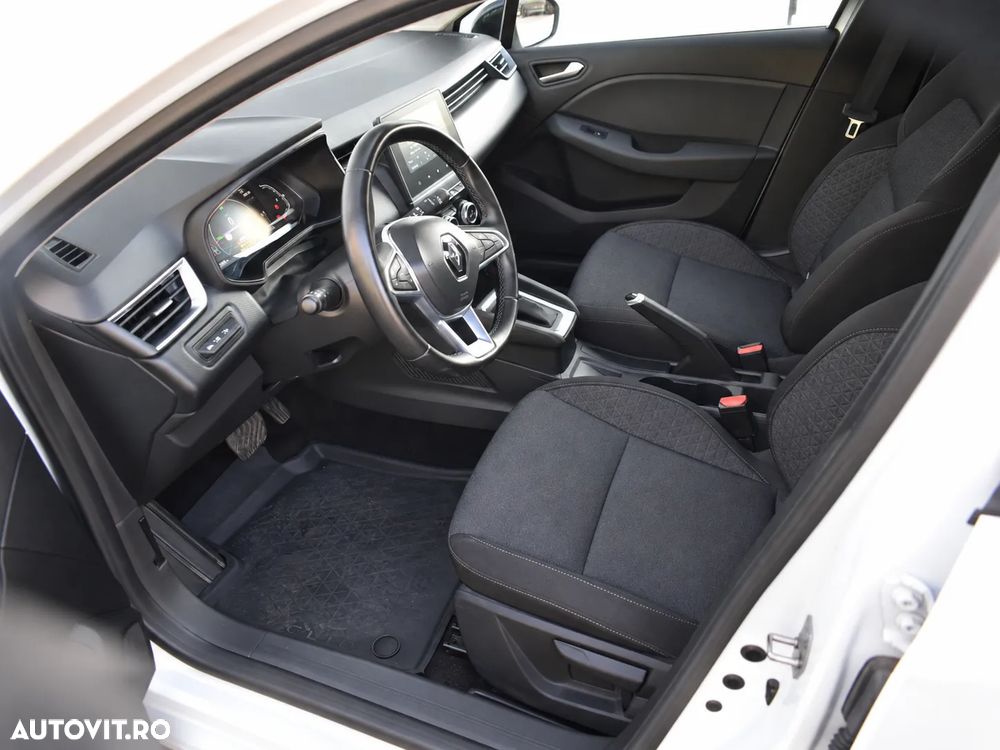 Renault Clio V E-Tech 145 Techno - 18
