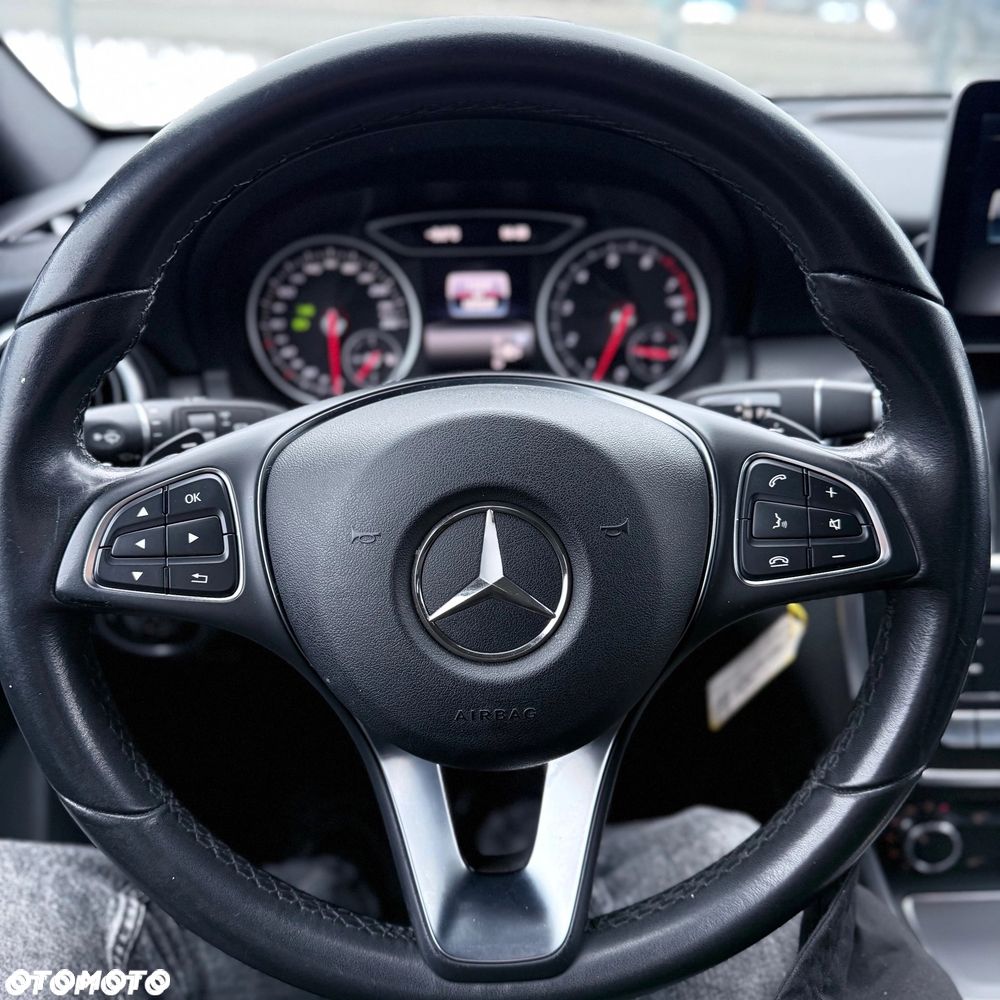 Mercedes-Benz Klasa A 180 7G-DCT Style - 15