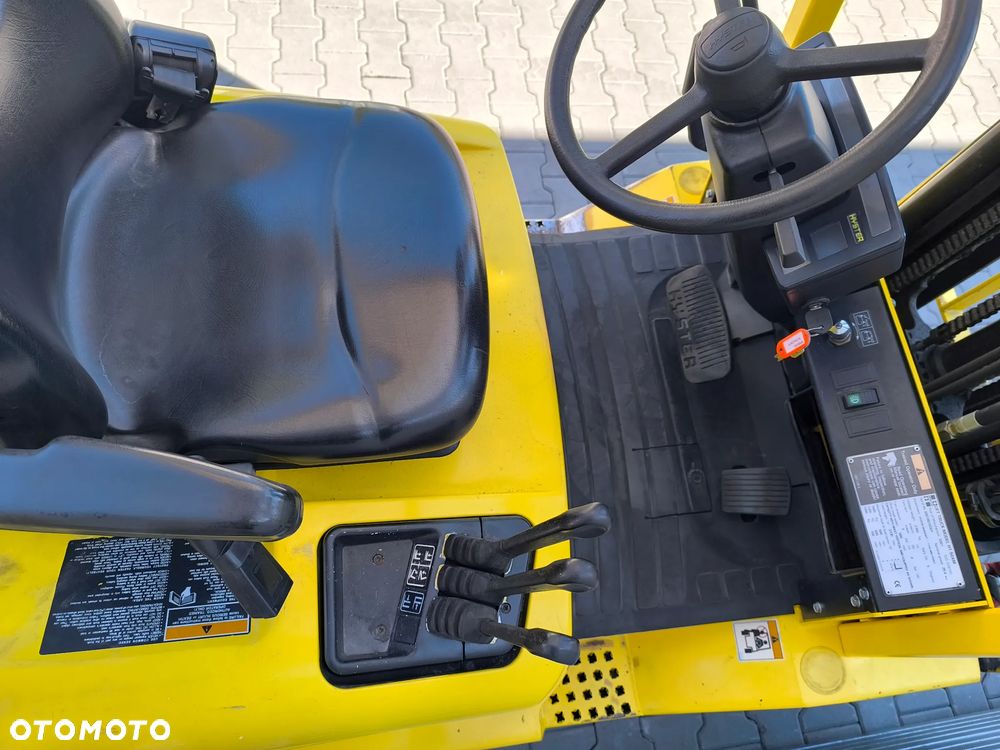 Hyster H1.5XM - 12