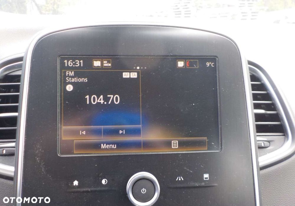 Renault Grand Scenic - 25