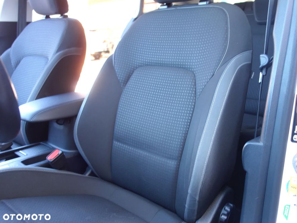 Ford Focus 1.5 EcoBlue STart-Stopp-System TITANIUM - 23