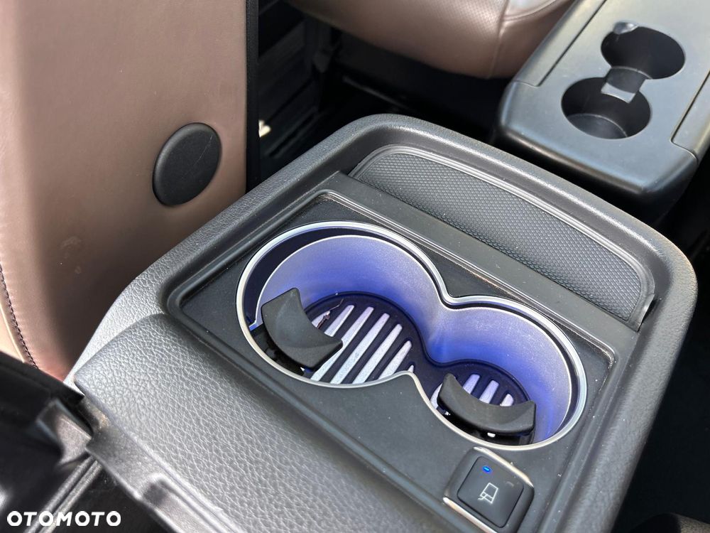 Mercedes-Benz Klasa V 300 d 4-Matic Avantgarde 9G-Tronic (d³ugi) - 15