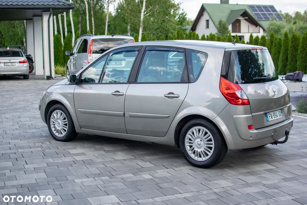 Renault Scenic - 20