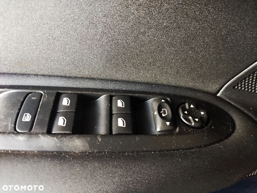 Citroën C4 PureTech 130 Stop & Start EAT6 Selection - 13