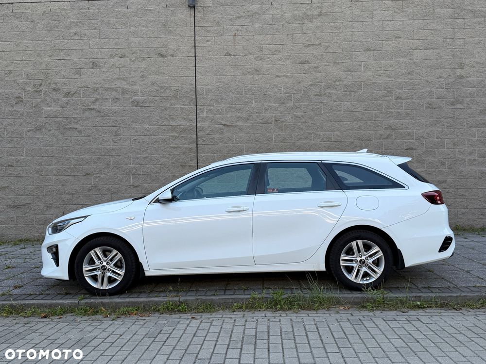 Kia Ceed 1.6 CRDi mHEV L Business Line - 7