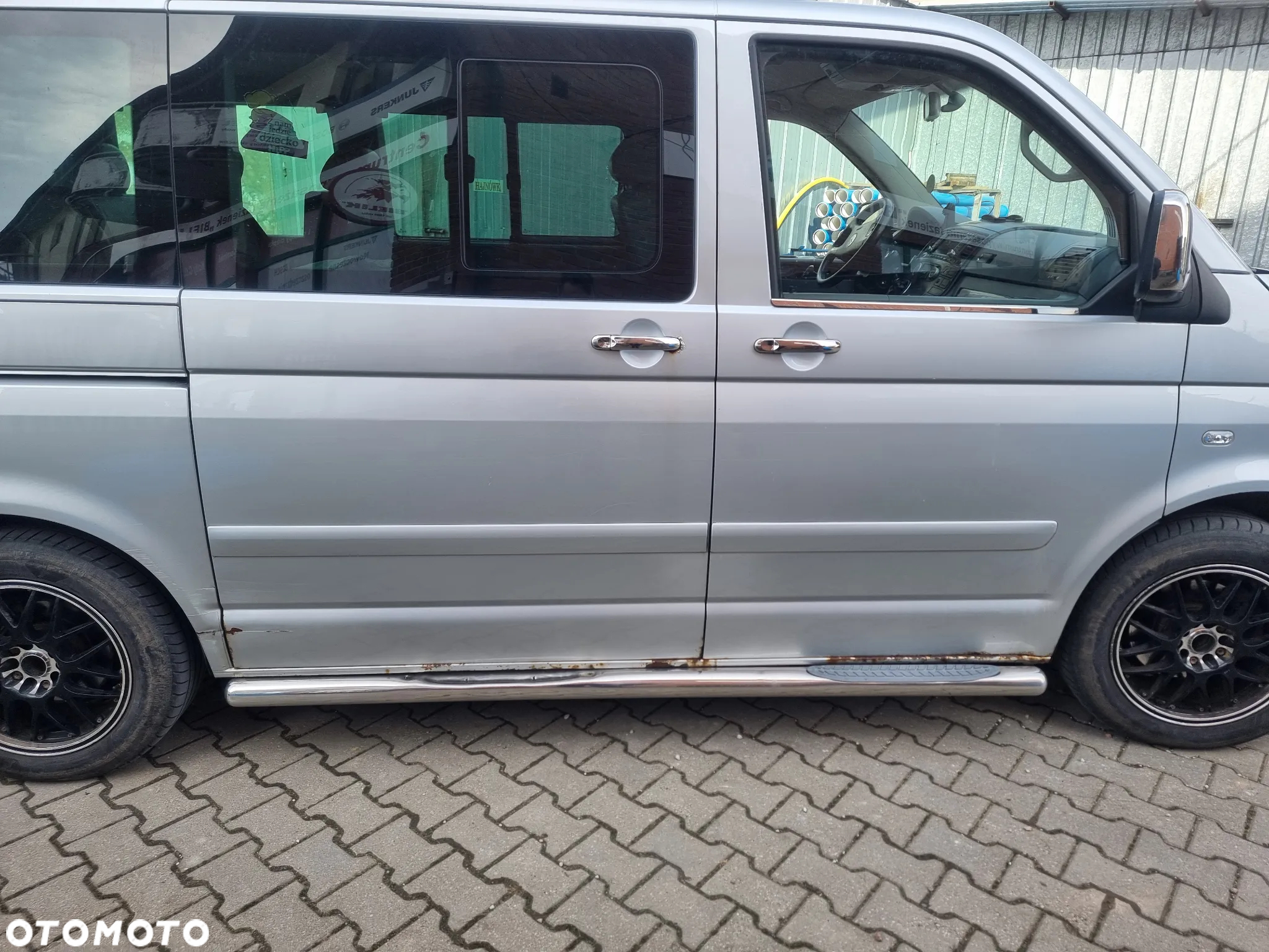 Volkswagen Multivan - 7