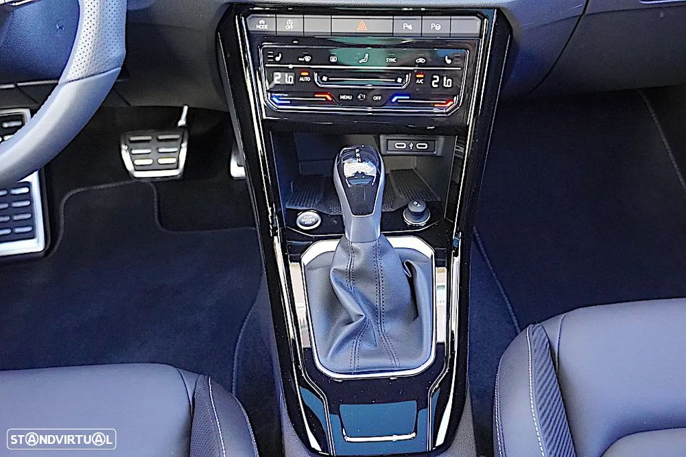 VW T-Roc 1.5 TSI R-Line DSG - 33