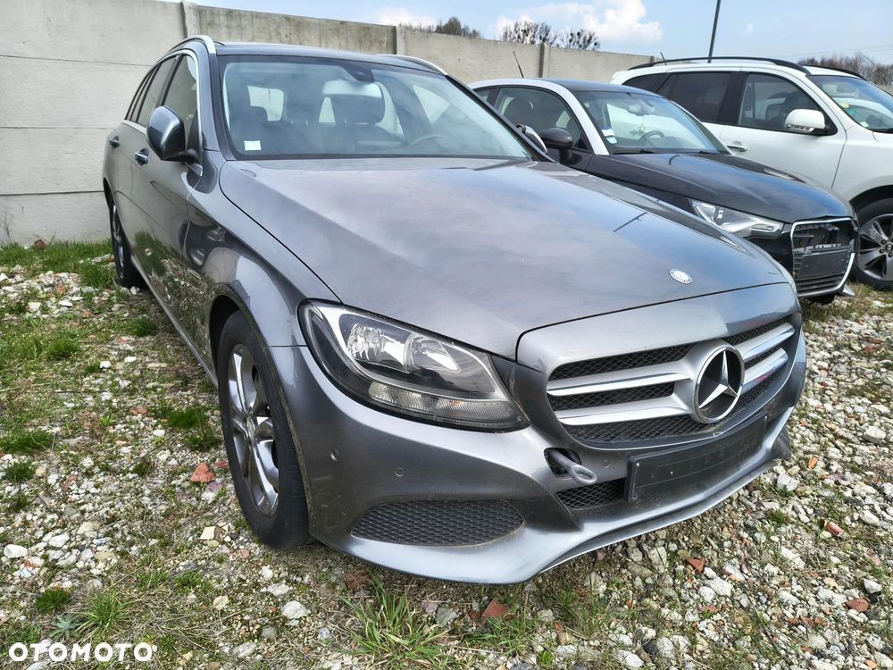 Mercedes-Benz Klasa C 180 (BlueTEC) d Avantgarde - 2