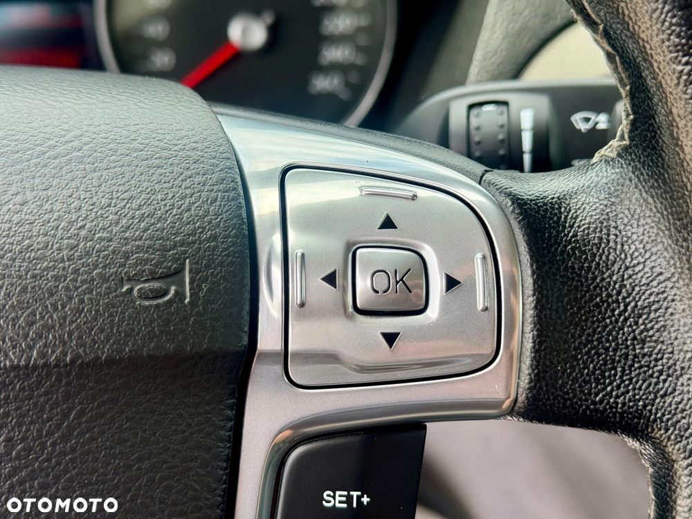 Ford Galaxy 2.0 FF Titanium - 23