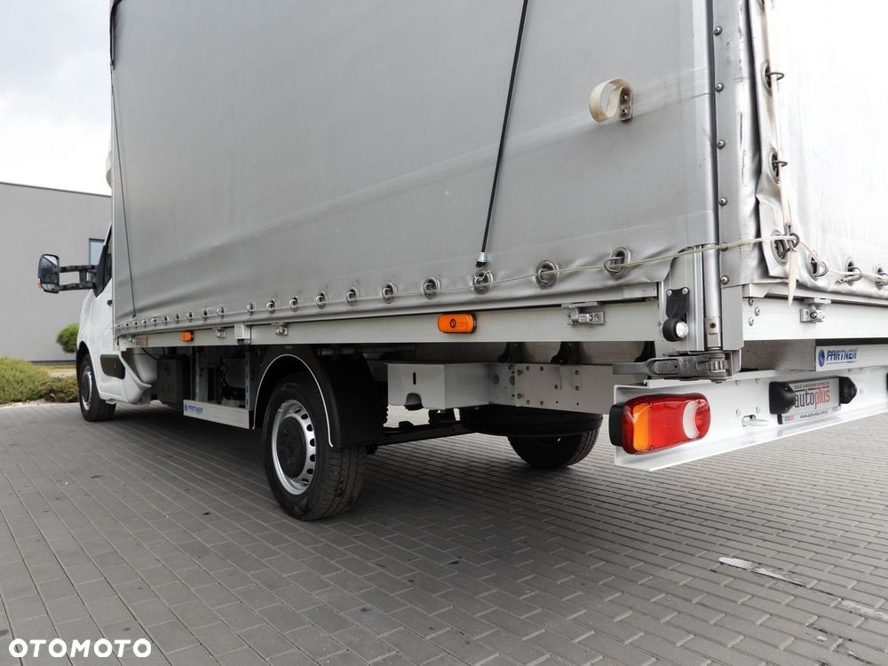 Renault MASTER PLANDEKA 10 PALET WEBASTO TEMPOMAT LEDY PNEUMATYKA KLIMATYZACJA  165KM - 17