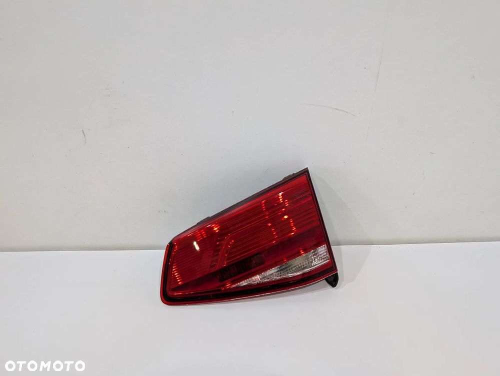 VW PASSAT B8 KOMBI LAMPA PRAWA TYŁ W KLAPĘ 3G9945094E EUROPA - 1